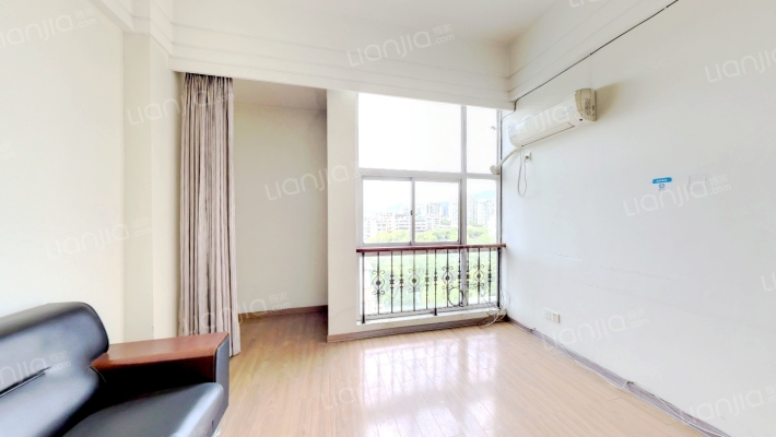 大润发商贸城二手房实景图