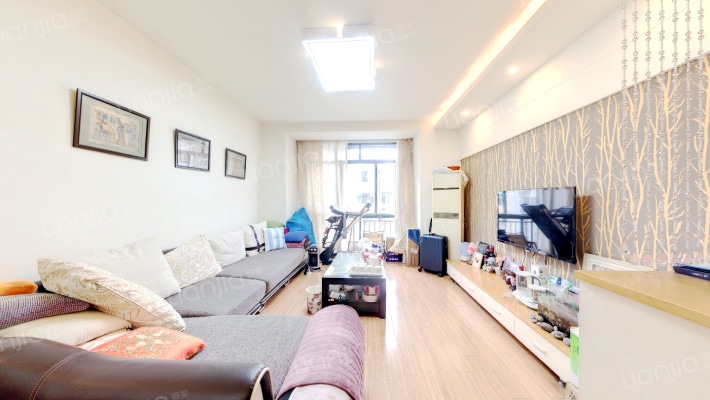 丽阳春天二手房实景图