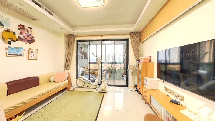 融晟红郡二手房实景图