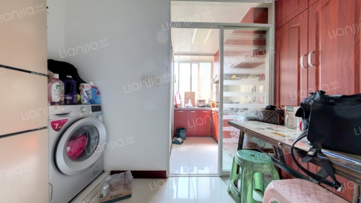 建大一期二手房实景图