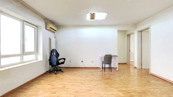 青荷里宸欣园二手房实景图