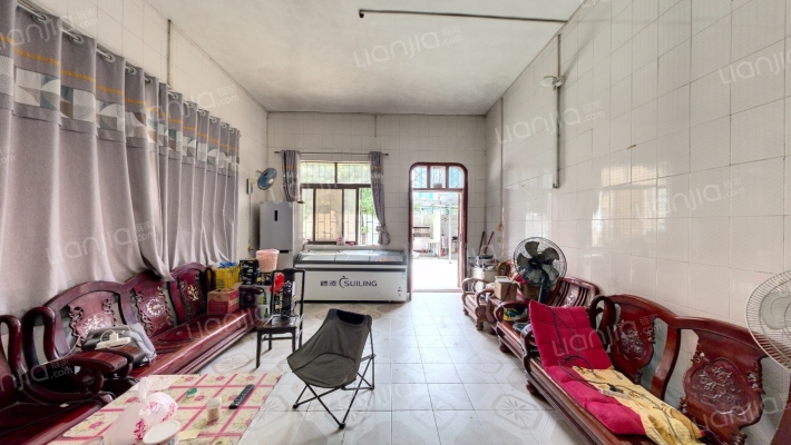 市场新村二手房实景图