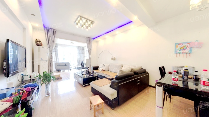 蓝岸丽景二手房实景图