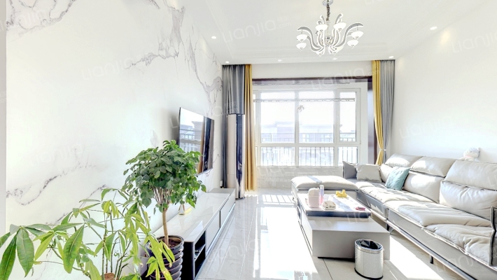 美域天成二手房实景图