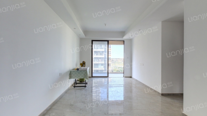 保利珑玥公馆二手房实景图