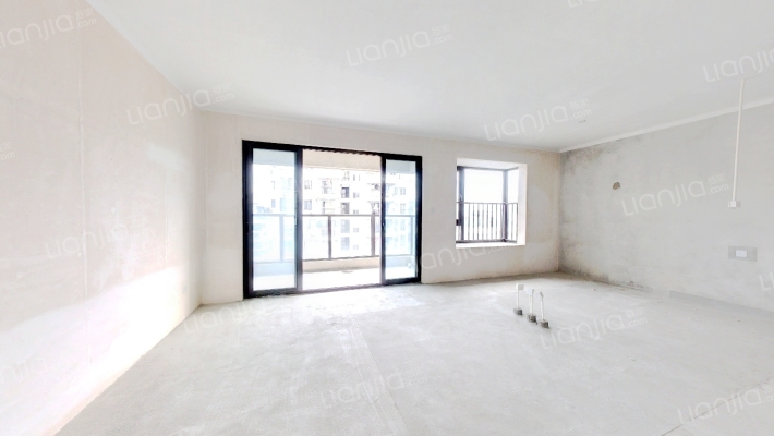 龙湖盛天天钜五区二手房实景图