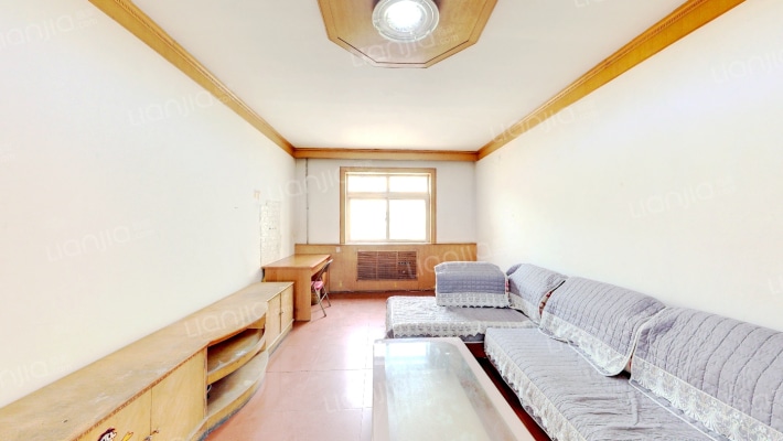 四监狱东区二手房实景图