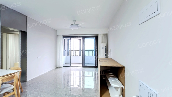 华侨城国际小镇宝教湾A区二手房实景图