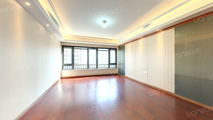 万科都荟南苑A区二手房实景图