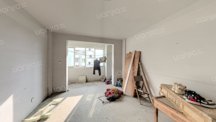 黄梅新村中区二手房实景图