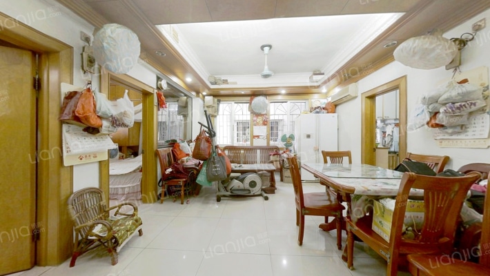 鸿图苑二手房实景图