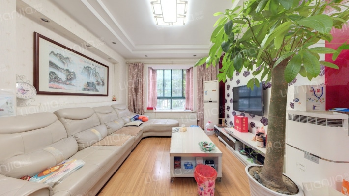 曹安花园二手房实景图