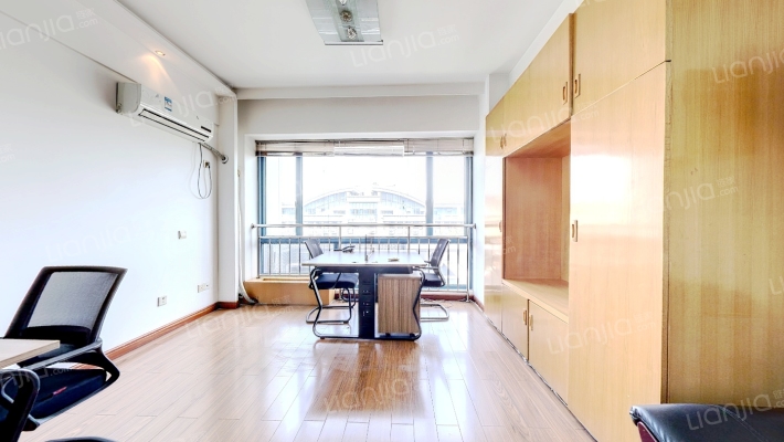 未来城二手房实景图