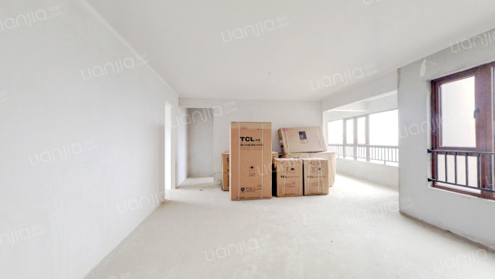 中铁阅山湖阅湖公馆二手房实景图