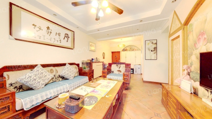 堰山和畔4期二手房实景图