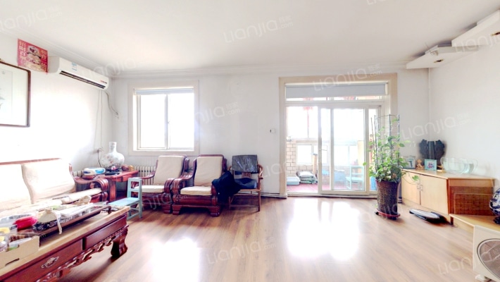 万科新城紫芸苑二手房实景图