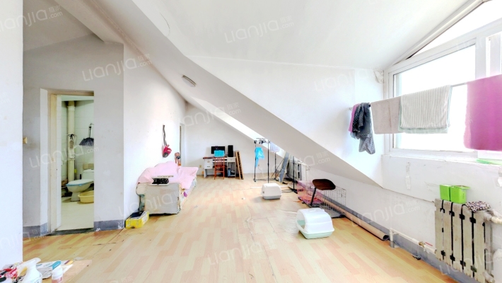 交校路8号二手房实景图