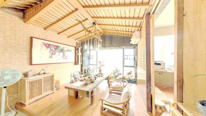 光辉国际二手房实景图