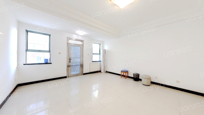 美林小镇(崂山)二手房实景图