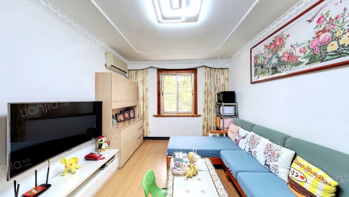 莲前水务集团宿舍二手房实景图