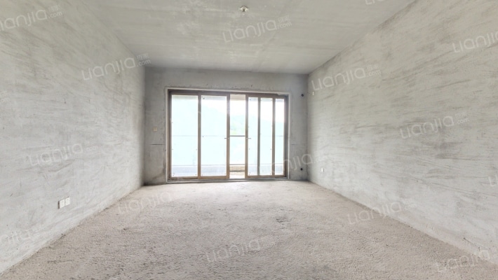 天骄御峰二手房实景图