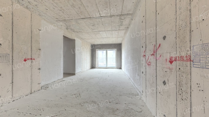 中南春风南岸二手房实景图