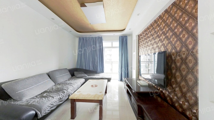 浩立碧海湾二手房实景图