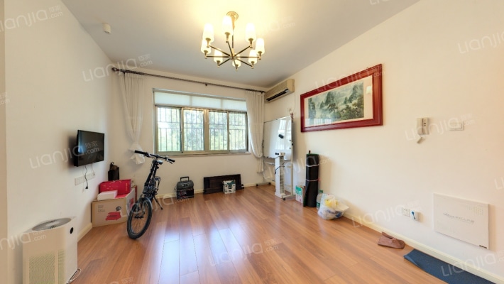 石花新村二手房实景图