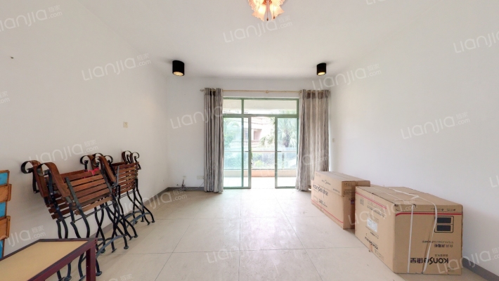 汇江假日花园二手房实景图