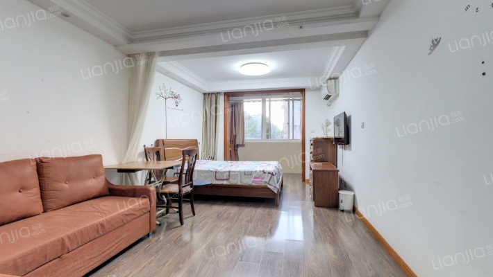 岚灵小区二手房实景图