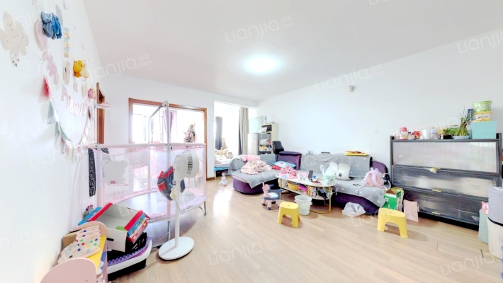 卓亭广场二手房实景图