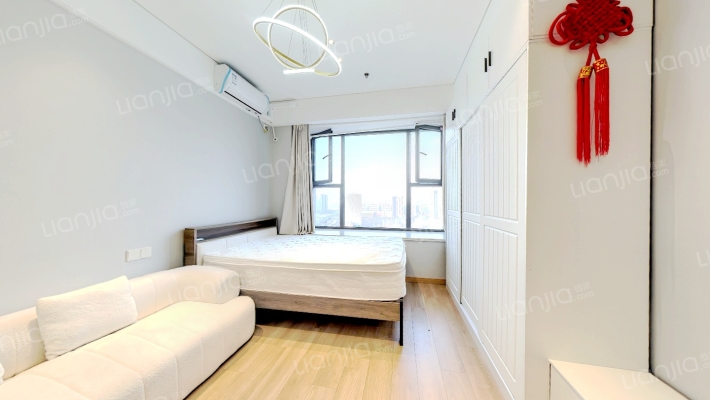 江畔都会上城公寓二手房实景图