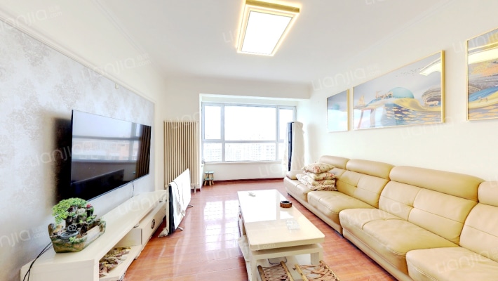 鲁商蓝岸国际三期二手房实景图