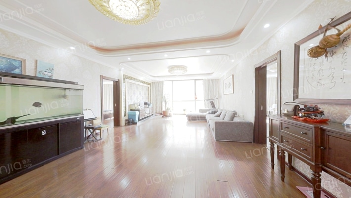 金色莱茵二手房实景图