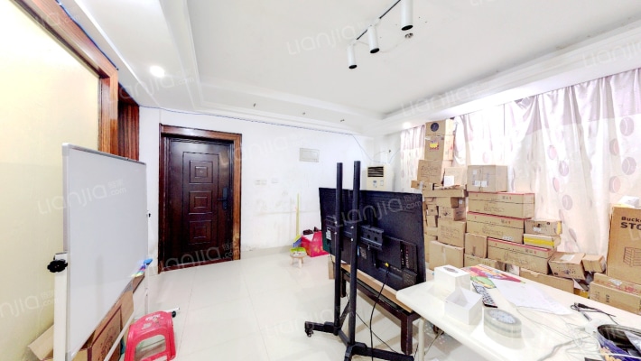 水岸华庭二手房实景图