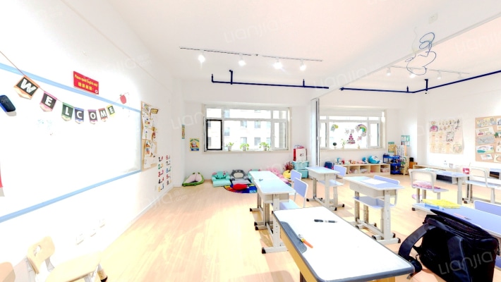 远洋戛纳小镇二期二手房实景图