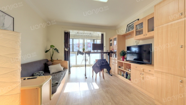 静安阳光华庭二手房实景图