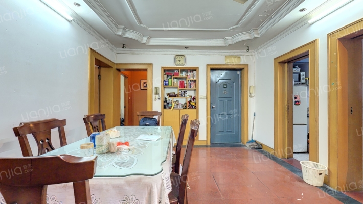 高东新村二手房实景图