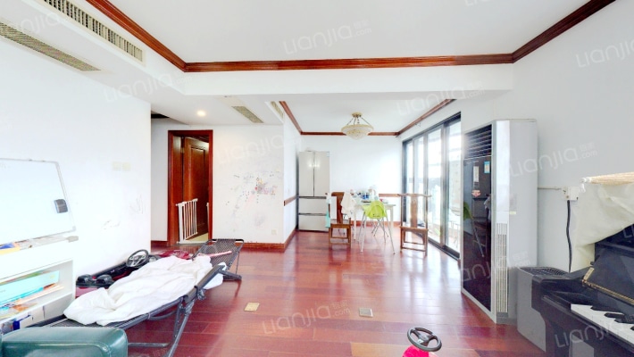 云岭居二手房实景图