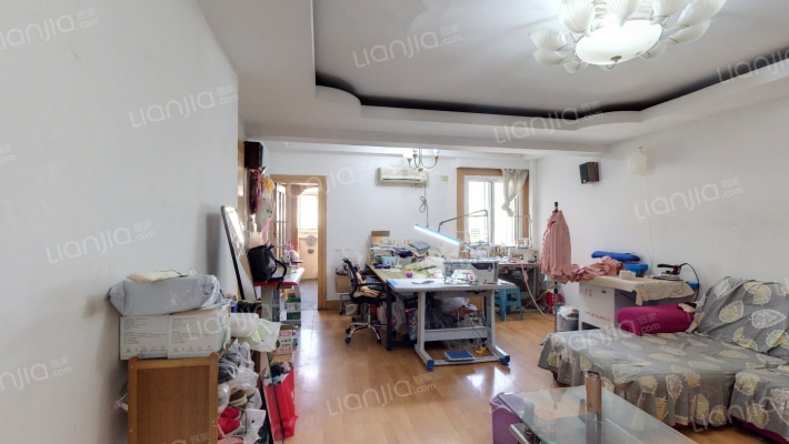 草场街二手房实景图