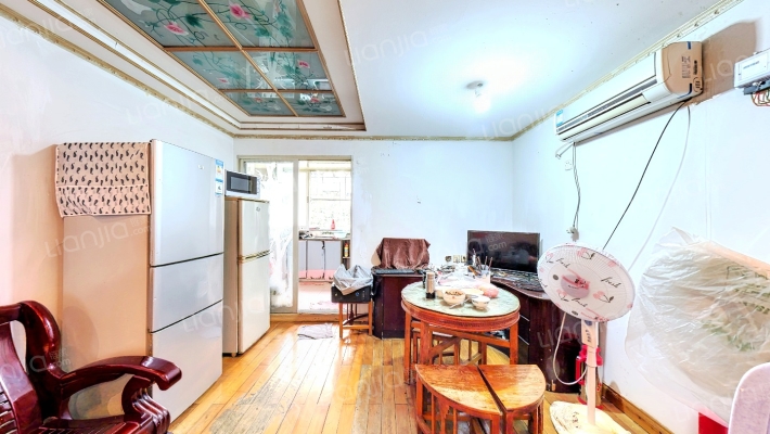 五交化宿舍二手房实景图