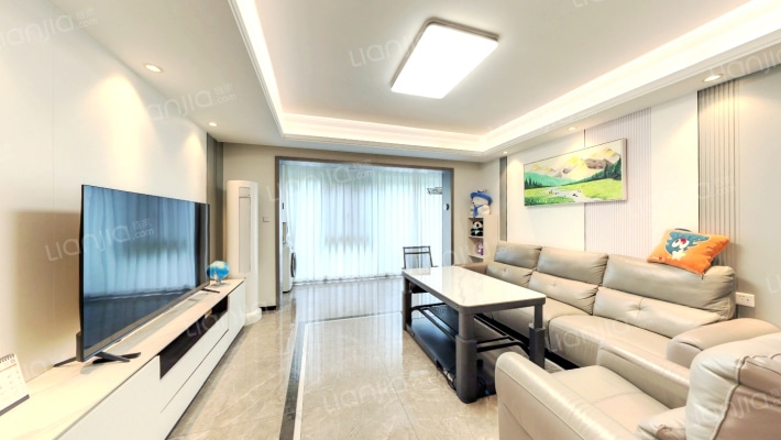 越秀亲爱里二手房实景图