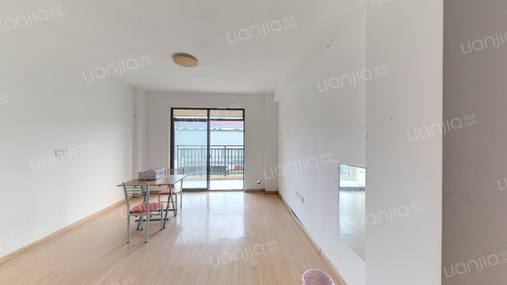 艾盛春天里二手房实景图