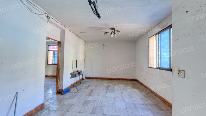 贵柴二福利二手房实景图