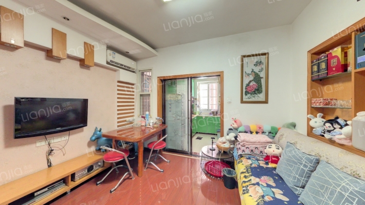 南搪宿舍二手房实景图