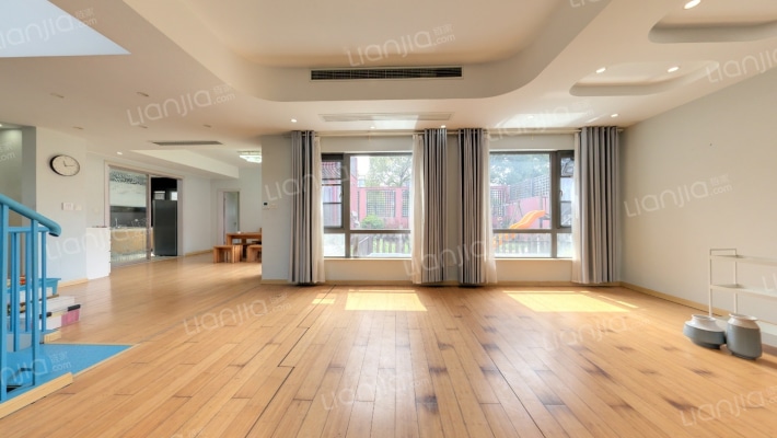 浦江华侨城2期(浦锦路1658弄)二手房实景图