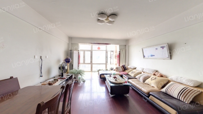 中天馨波苑二手房实景图