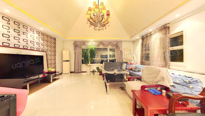 加州水郡一期二手房实景图