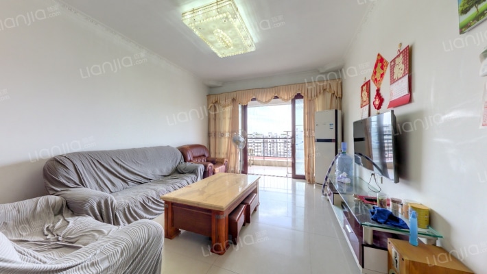 泰富花苑二手房实景图