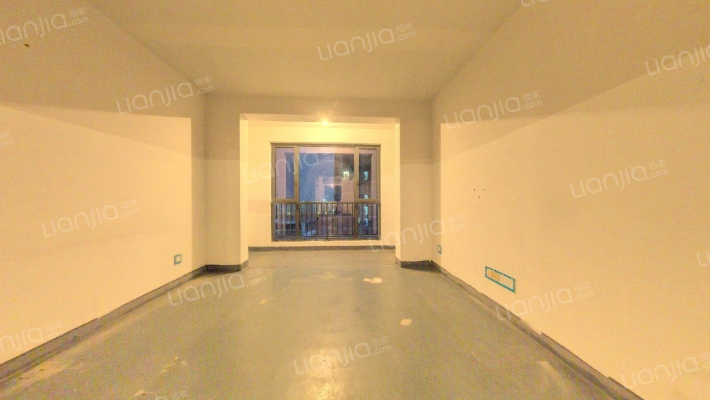 融创臻华园二手房实景图